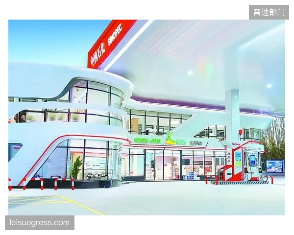 全国排名前五的连锁便利店中，至少已有2000家门店引入了即食高蛋白鸡胸肉与酸奶专柜